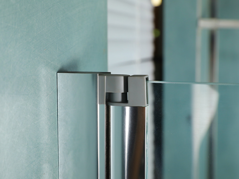 Cabină de duș RSQA Pivot, sticlă securizată transparentă, profil din aluminiu cromat, mâner cu două orificii, cu tavă Cabină de duș RSQA Pivot, sticlă securizată transparentă, profil din aluminiu cromat, mâner cu două orificii, cu tavă