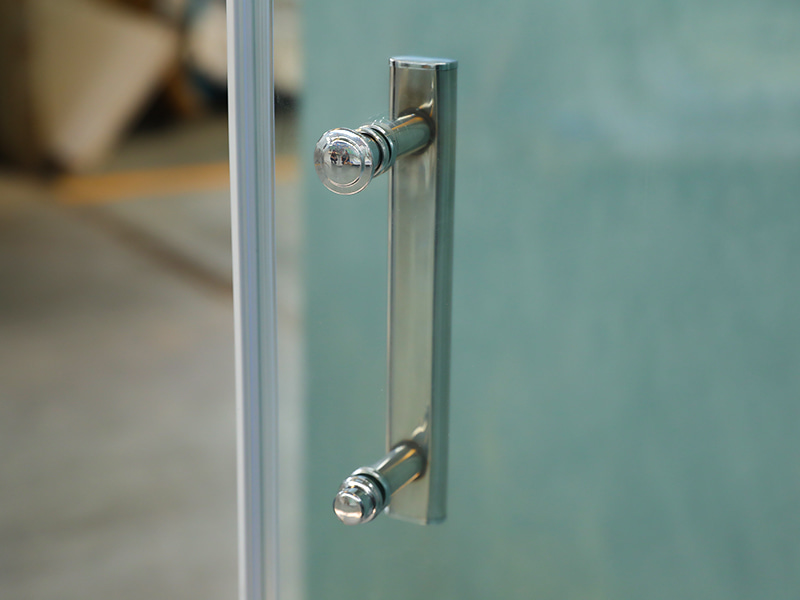 Cabină de duș RSQ Pivot Cu mâner cu două orificii Cabină de duș RSQ Pivot Cu mâner cu două orificii