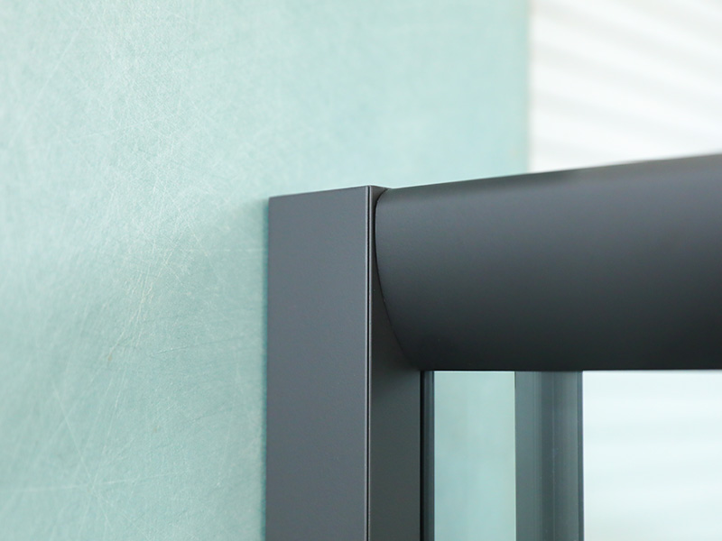 Cabină de duș glisantă pătrată cu profil din aluminiu negru SQ, cu mâner cu două orificii Cabină de duș glisantă pătrată cu profil din aluminiu negru SQ, cu mâner cu două orificii