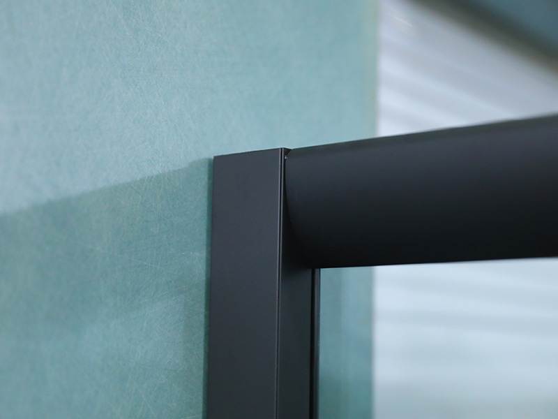 Cabină de duș glisantă din sticlă temperată SE din aluminiu negru Cabină de duș glisantă din sticlă temperată SE din aluminiu negru