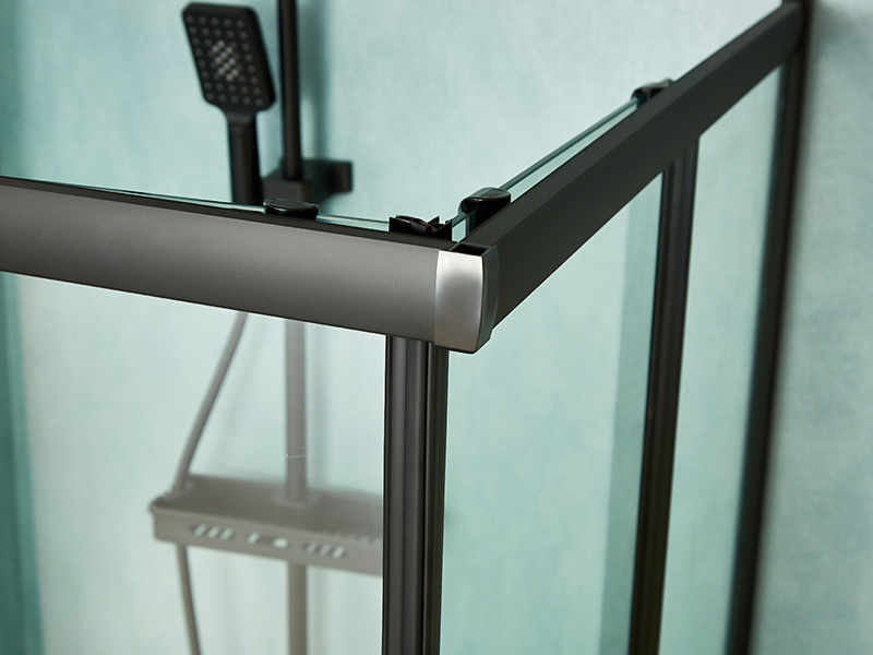 Cabină de duș glisantă SQ, sticlă securizată transparentă, profil din aluminiu negru, mâner cu două orificii, cu tavă Cabină de duș glisantă SQ, sticlă securizată transparentă, profil din aluminiu negru, mâner cu două orificii, cu tavă